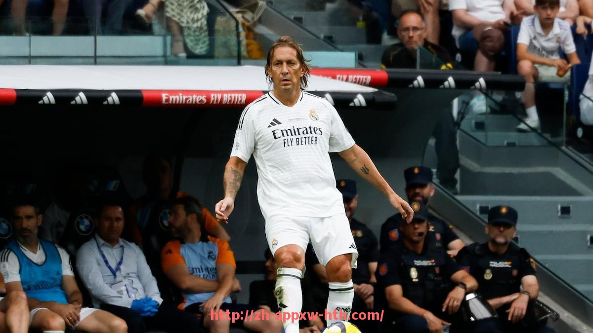 HTH华体会APP下载-麦迪在火箭队的全场比赛视频回顾及经典瞬间